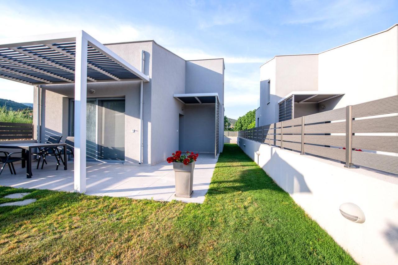 Ag Luxury Villas, Iraklitsa Nea Iraklitsa ภายนอก รูปภาพ