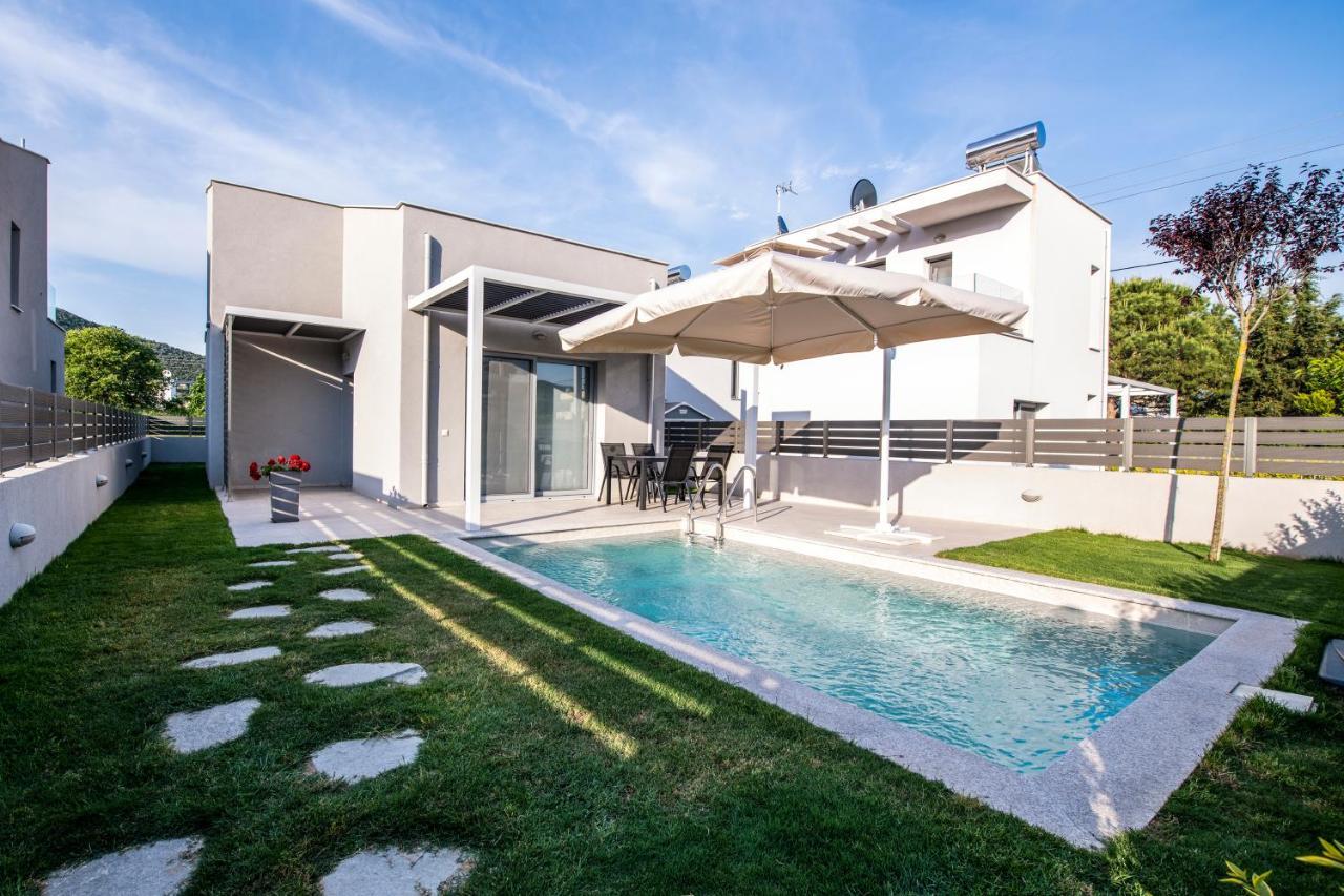 Ag Luxury Villas, Iraklitsa Nea Iraklitsa ภายนอก รูปภาพ