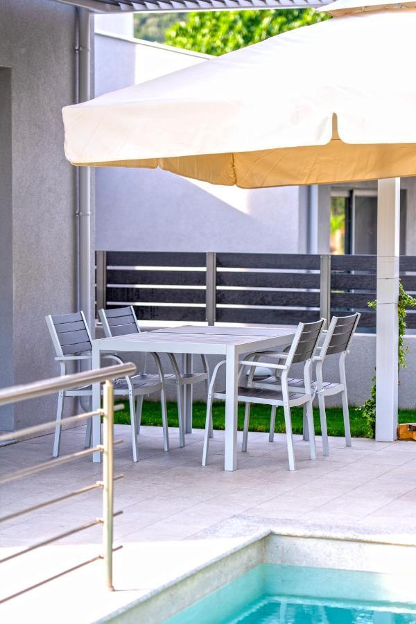 Ag Luxury Villas, Iraklitsa Nea Iraklitsa ภายนอก รูปภาพ
