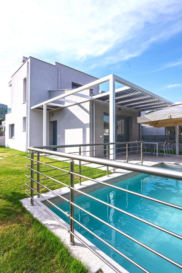 Ag Luxury Villas, Iraklitsa Nea Iraklitsa ภายนอก รูปภาพ